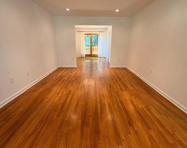 2071 Golf Course Drive - Photo Thumbnail 3
