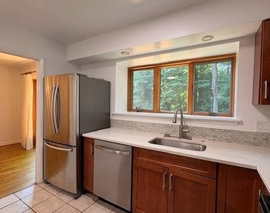 2071 Golf Course Drive - Photo Thumbnail 10