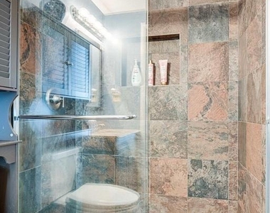 6144 Windward Drive - Photo Thumbnail 20