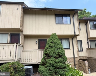 2400 Glengyle Drive - Photo Thumbnail 1