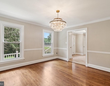 7518 Old Dominion Drive - Photo Thumbnail 9