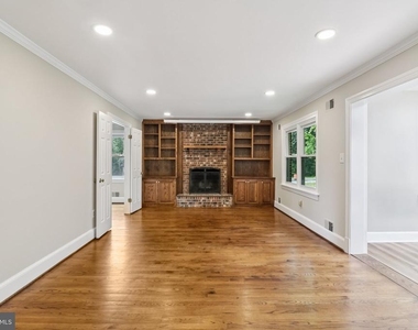 7518 Old Dominion Drive - Photo Thumbnail 17