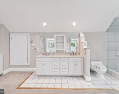 7518 Old Dominion Drive - Photo Thumbnail 33