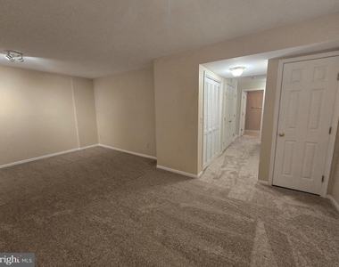 6521 Castine Lane - Photo Thumbnail 14