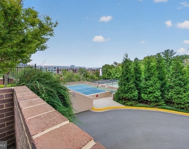 1800 Old Meadow Road - Photo Thumbnail 50