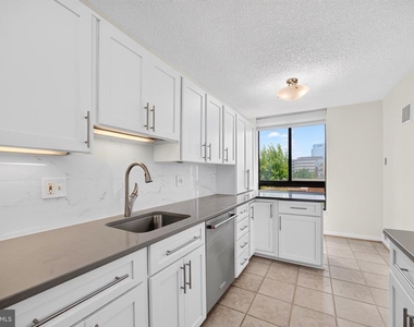 1800 Old Meadow Road - Photo Thumbnail 52