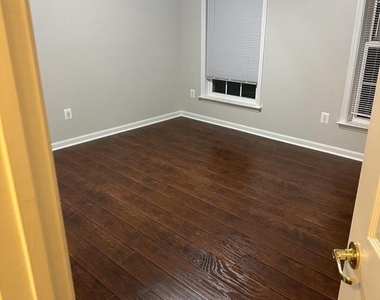 7064 Huntley Run Place - Photo Thumbnail 8