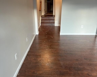 7064 Huntley Run Place - Photo Thumbnail 2