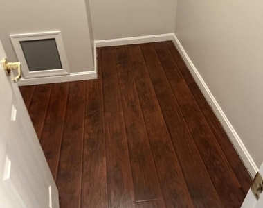 7064 Huntley Run Place - Photo Thumbnail 3