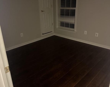 7064 Huntley Run Place - Photo Thumbnail 9