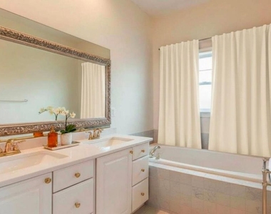 1804 Dawson Street - Photo Thumbnail 8