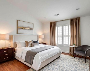 1804 Dawson Street - Photo Thumbnail 7