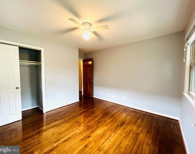 2220 Primrose Drive - Photo Thumbnail 7