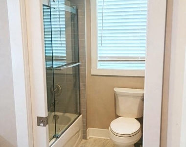 307 Charles Street - Photo Thumbnail 23