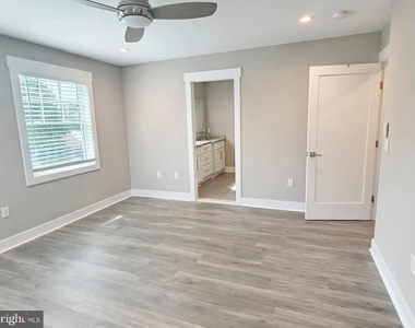 307 Charles Street - Photo Thumbnail 21