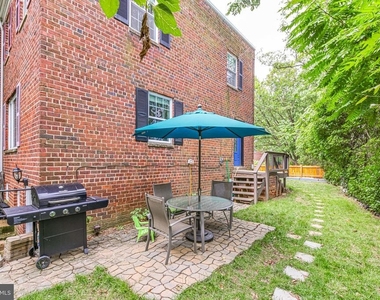 2965 Sycamore Street - Photo Thumbnail 3
