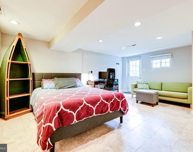2965 Sycamore Street - Photo Thumbnail 33