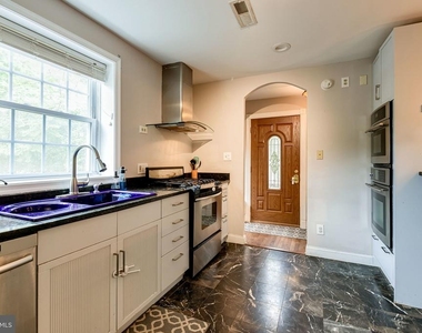 2965 Sycamore Street - Photo Thumbnail 11