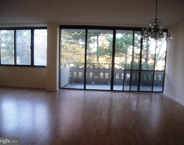 6301 Stevenson Avenue - Photo Thumbnail 6