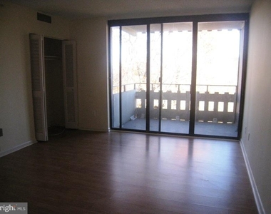 6301 Stevenson Avenue - Photo Thumbnail 14