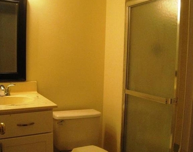 6301 Stevenson Avenue - Photo Thumbnail 7