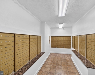 1111 Arlington Boulevard - Photo Thumbnail 22