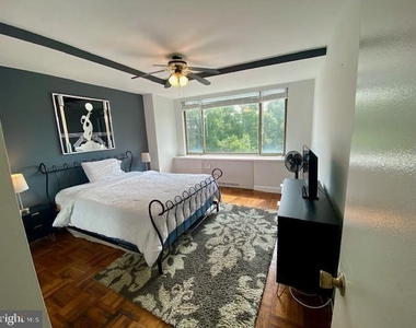 1111 Arlington Boulevard - Photo Thumbnail 14