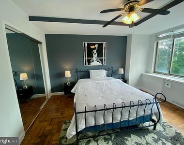 1111 Arlington Boulevard - Photo Thumbnail 17
