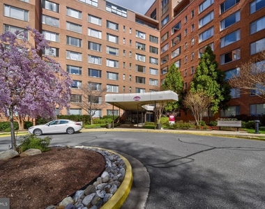1111 Arlington Boulevard - Photo Thumbnail 20