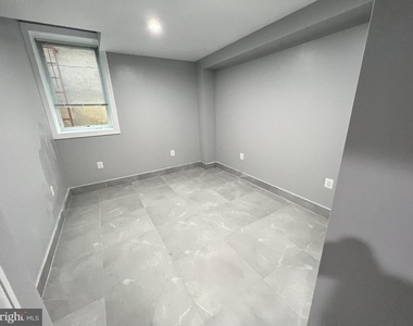 1611 Ridge Avenue - Photo Thumbnail 23