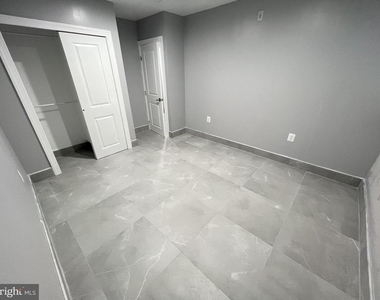 1611 Ridge Avenue - Photo Thumbnail 21