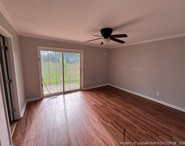 2043 Lakeridge Drive - Photo Thumbnail 7