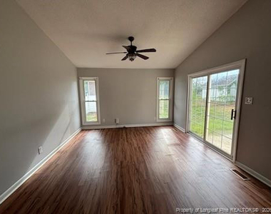 2043 Lakeridge Drive - Photo Thumbnail 2