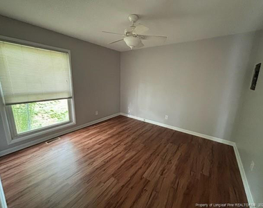 2043 Lakeridge Drive - Photo Thumbnail 8