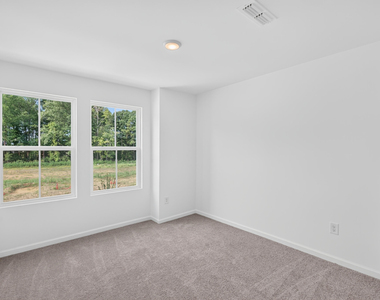 200 Flagstone Way - Photo Thumbnail 16