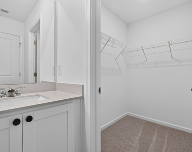 200 Flagstone Way - Photo Thumbnail 13