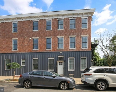 2046 E Huntingdon Street - Photo Thumbnail 10