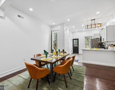 2308 Nicholas Street - Photo Thumbnail 4