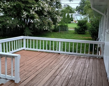102 S Tunstall Avenue - Photo Thumbnail 21