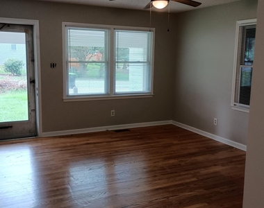 102 S Tunstall Avenue - Photo Thumbnail 1