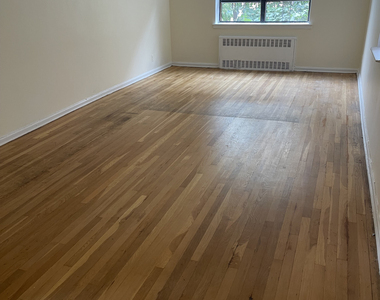 237 North Broadway - Photo Thumbnail 14