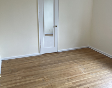 237 North Broadway - Photo Thumbnail 1