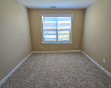 4804 Landover Charge Lane - Photo Thumbnail 27