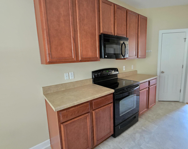4804 Landover Charge Lane - Photo Thumbnail 8