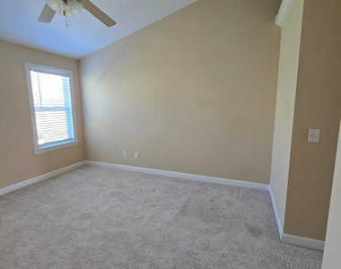 4804 Landover Charge Lane - Photo Thumbnail 17