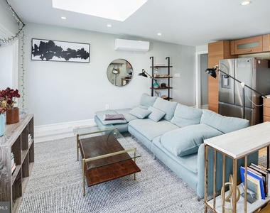 1514 Pine Street - Photo Thumbnail 4