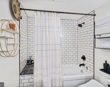 1514 Pine Street - Photo Thumbnail 12