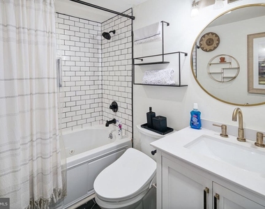 1514 Pine Street - Photo Thumbnail 11