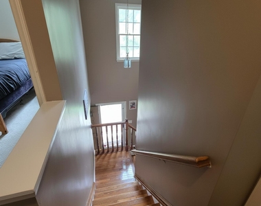 6 Wavecrest Court - Photo Thumbnail 23