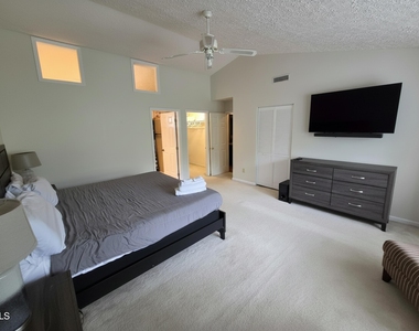 6 Wavecrest Court - Photo Thumbnail 19